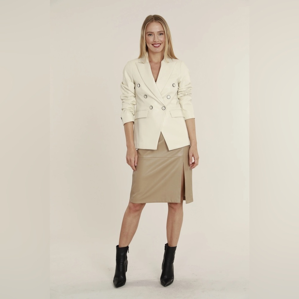 NWT DOLCE CABO Faux Leather Pencil Skirt